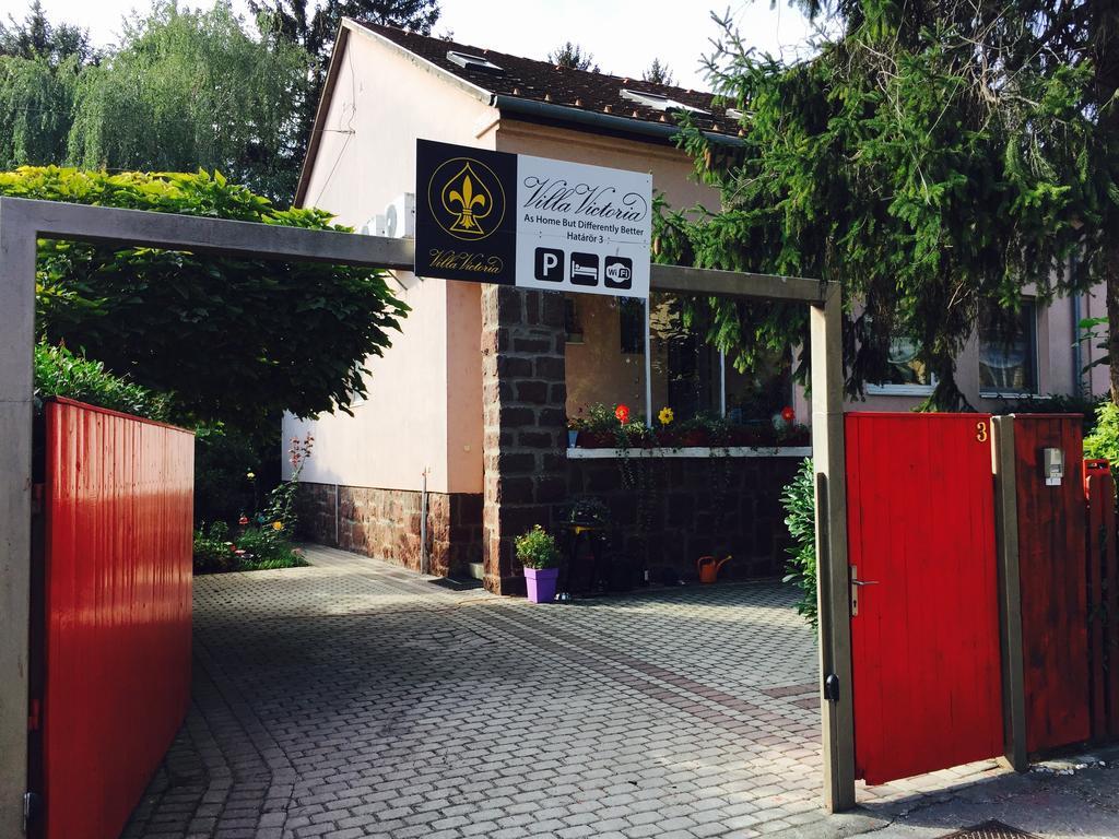 Mosonmagyaróvár Villa Victoria מראה חיצוני תמונה